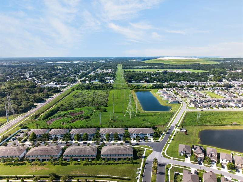 2 bedroom Townhouse at 7617 Ginger Lily Court, Touchstone, Tampa — photo 5