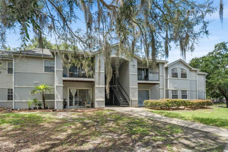 3 bedroom Condominium at 3705 SW 27th Street #1117, Windsor Park At Gainesville Ph II Condo, Gainesville — photo 2