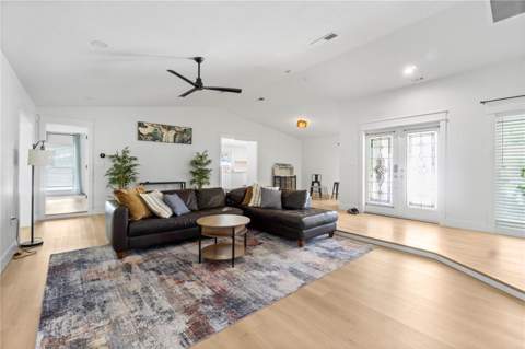 565 Sandy Hook Road, Palm Harbor FL - photo 9 of 33