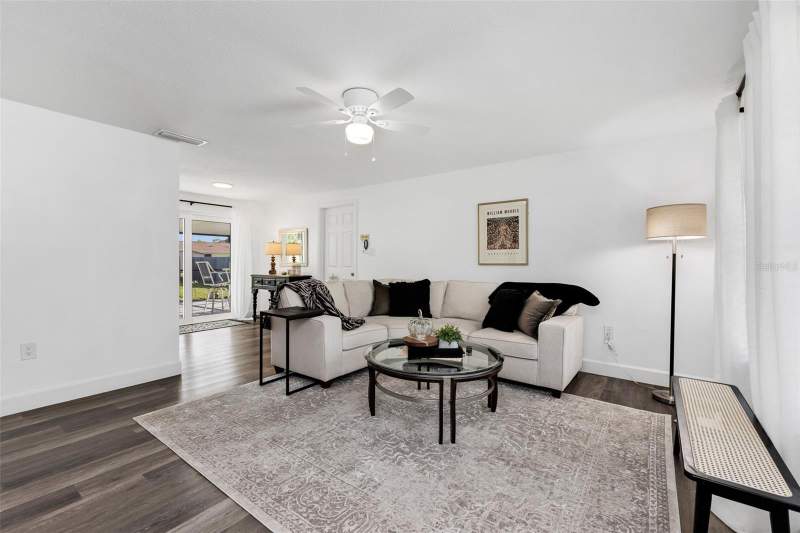 3 bedroom Single Family Residence at 2562 Lakeshore Circle, Port Charlotte Sec 018, Port Charlotte — photo 5