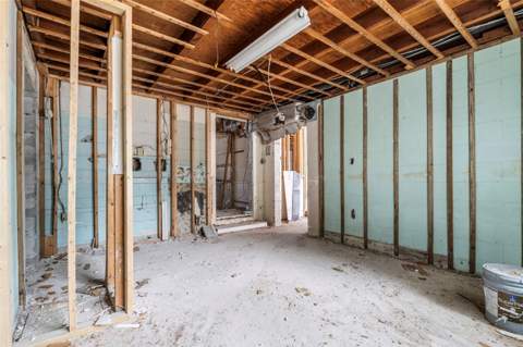 9570 Sun Isle Drive, St Petersburg FL - photo 13 of 35