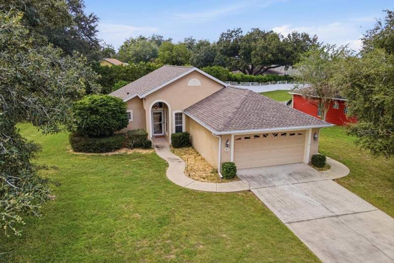 3 bedroom Single Family Residence at 81 Golfview Circle, Twin Lakes Estates, Umatilla — photo 2