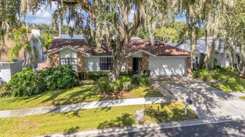 1908 Landside Drive, Valrico FL - photo 6 of 57