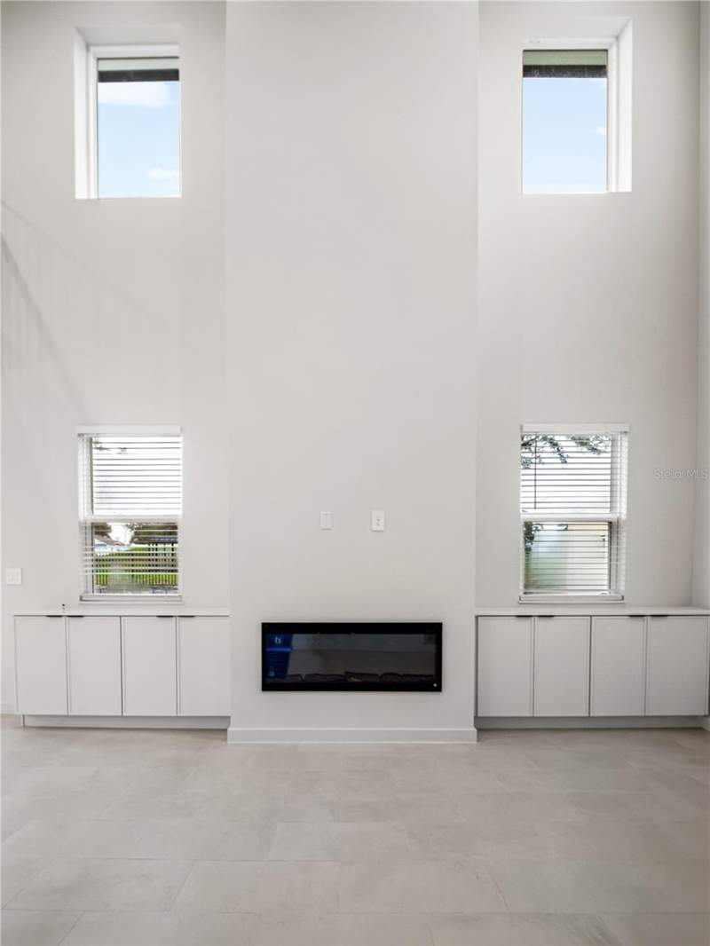 5 bedroom Single Family Residence at 446 Skyfield Court, Boulevard Oaks Of Lady Lake, Lady Lake — photo 5