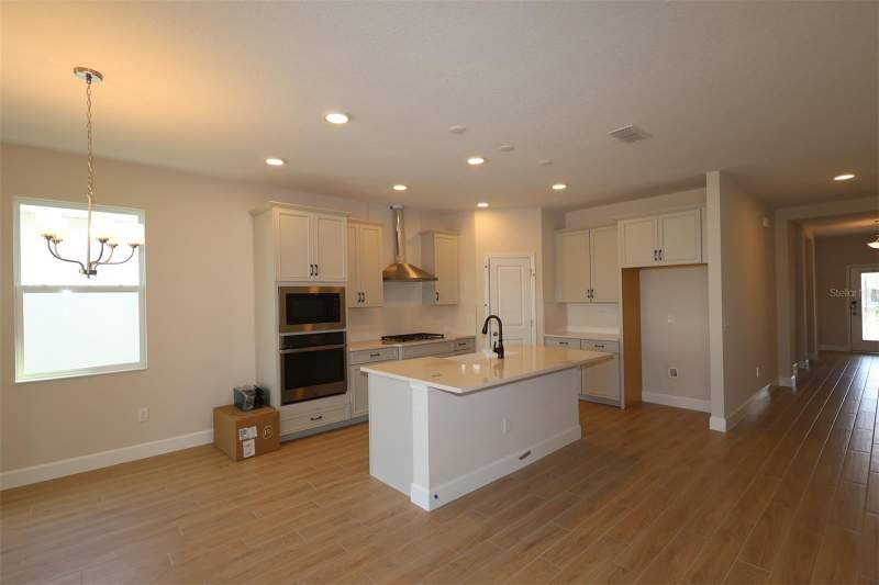 4 bedroom Single Family Residence at 5296 High Line Drive, Center Lake On The Park, St Cloud — photo 5