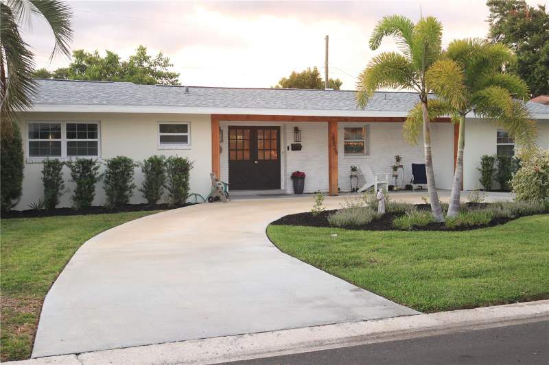 3 bedroom Single Family Residence at 6825 11th Avenue, Eagle Manor, St Petersburg — photo 3