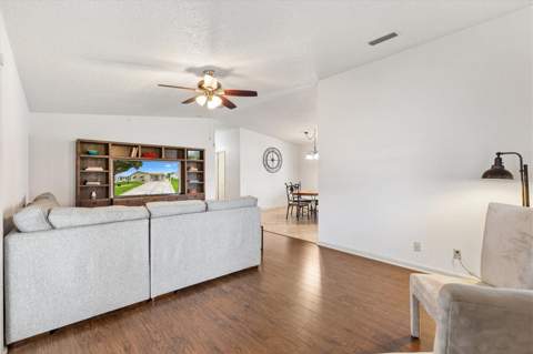 1534 Hillcrest Drive, Lady Lake FL - photo 13 of 34