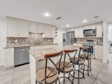 3509 King George Lane, Seffner FL - photo 10 of 39