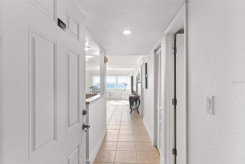 1 bedroom Condominium at 1230 Gulf Blvd #1204, Landmark Towers One, Clearwater — photo 5