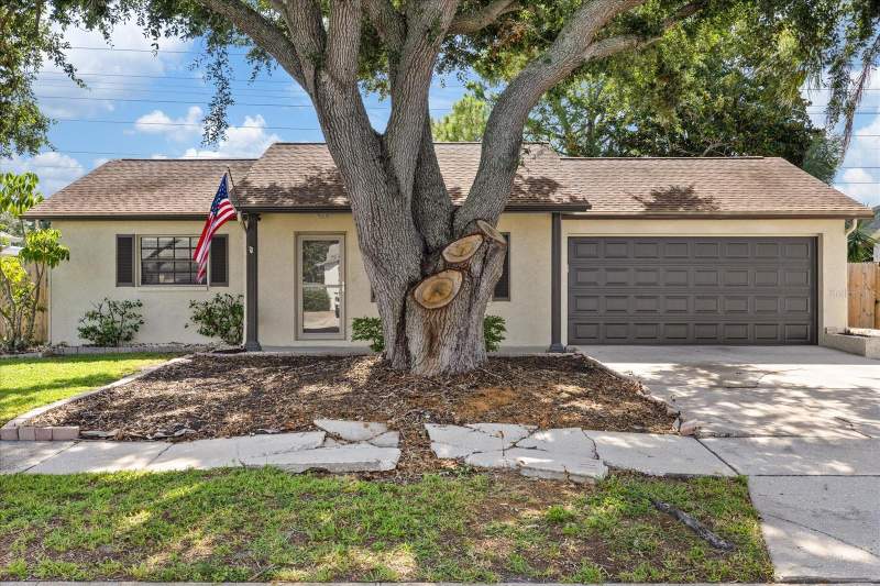 2 bedroom Single Family Residence at 1310 Mandarin Drive, Holiday Lakes West, Holiday — photo 4