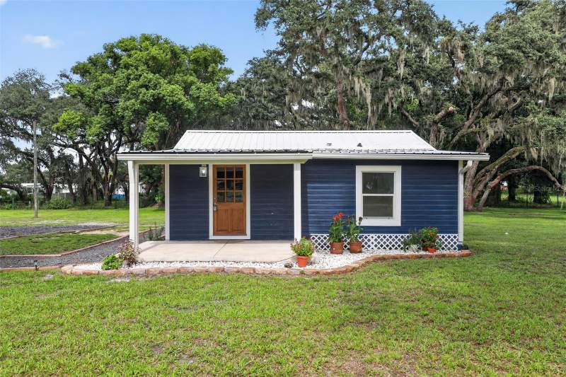 2 bedroom Single Family Residence at 4746 Lamar Road, Zephyrhills Colony Co, Zephyrhills — photo 2