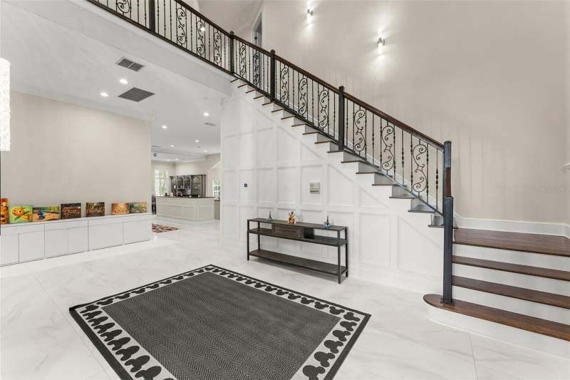 5 bedroom Single Family Residence at 6288 Blakeford Drive, Keenes Pointe, Windermere — photo 5
