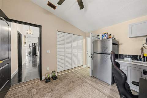 10119 Chimney Hill Court, Tampa FL - photo 12 of 34
