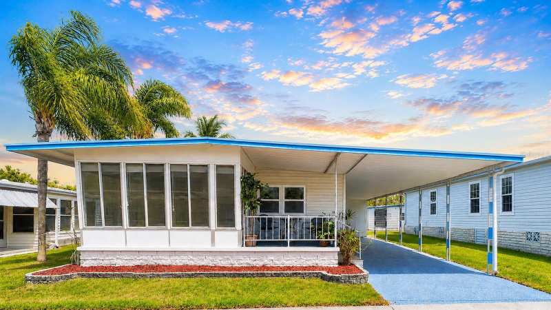 2 bedroom Mobile Home at 1100 Belcher Road #130, Largo, Largo — photo 1