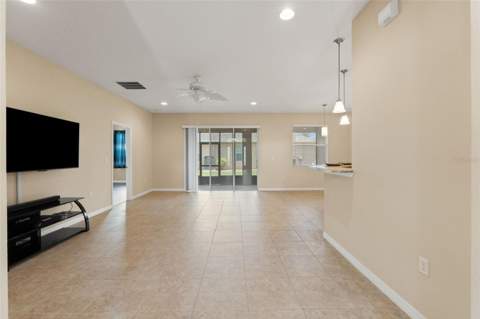 13589 Hunters Point Street, Spring Hill FL - photo 10 of 44
