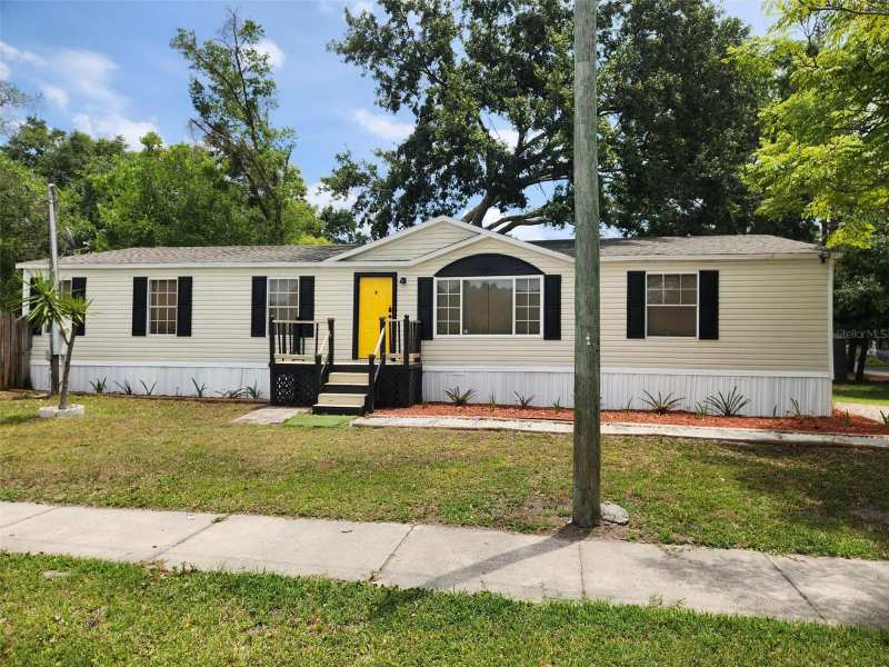 3 bedroom Manufactured Home at 9653 4th Avenue, Taft Town, Orlando — photo 1