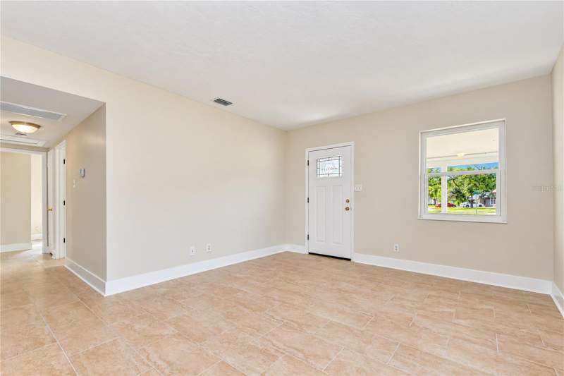 3 bedroom Single Family Residence at 4117 Bay Street, Snell Gardens Sub, St Petersburg — photo 4