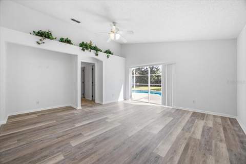 15702 Bay Vista Drive, Clermont FL - photo 9 of 37