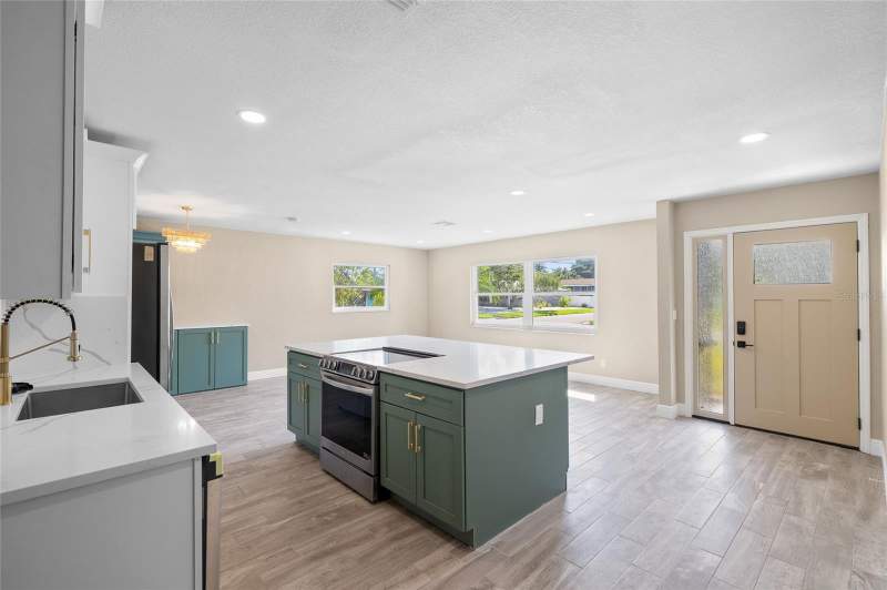 3 bedroom Single Family Residence at 5901 DENVER STREET, SHORE ACRES DENVER ST REP BAYOU GRANDE SEC, ST PETERSBURG — photo 5