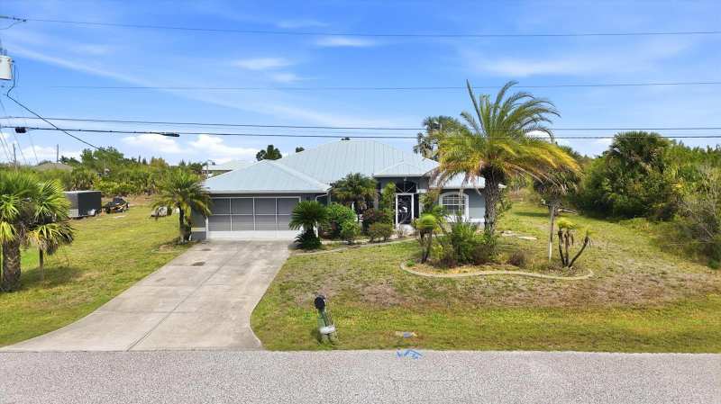 3 bedroom Single Family Residence at 8188 Welsford Road, Port Charlotte Sec 093, Port Charlotte — photo 1