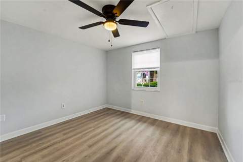 4247 Stratford Drive, New Port Richey FL - photo 12 of 23