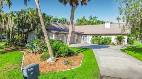 536 NW 9Th Avenue, home for sale in Crystal River 34428