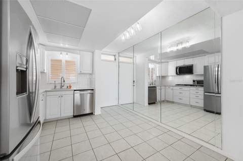 1847 Shore Drive #509, South Pasadena FL - photo 9 of 28