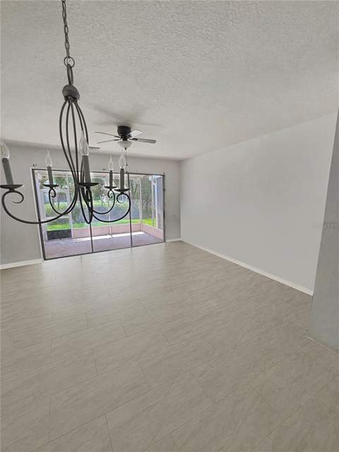 4924 Chatham Gate Drive, Riverview FL - photo 6 of 39