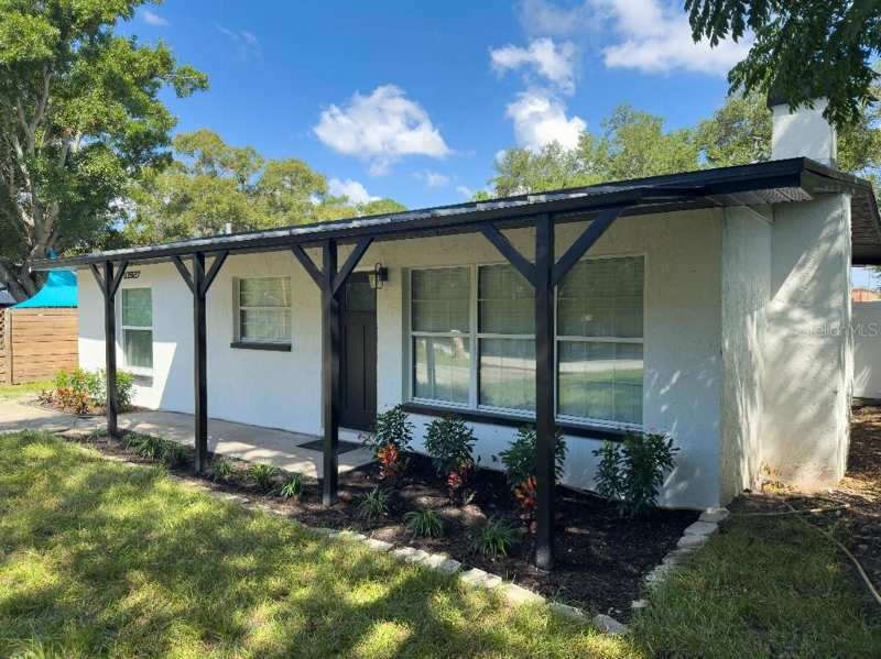 2 bedroom Single Family Residence at 10927 72nd Avenue, Sunset Lane 1st Add, Seminole — photo 1