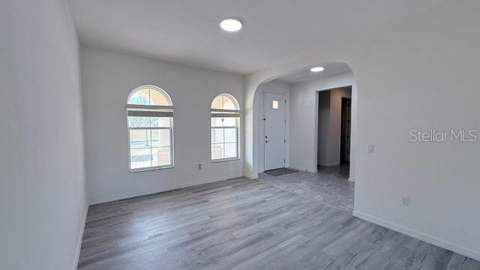 3879 Shoreside Drive, Kissimmee FL - photo 9 of 25