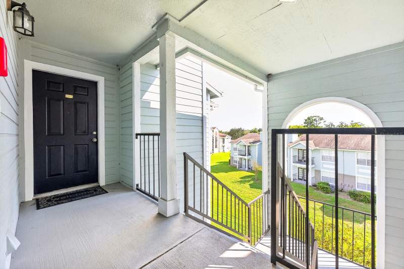 1 bedroom Condominium at 2550 N Alafaya Trail #6303, Waterford Lndg Condo, Orlando — photo 2
