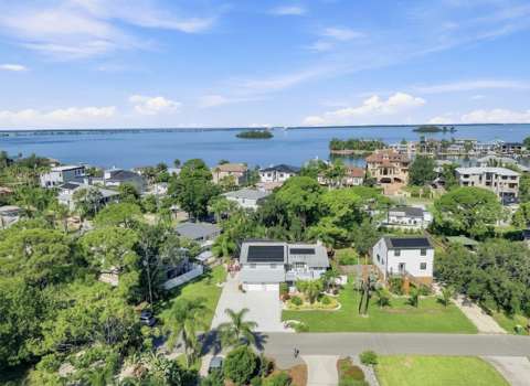201 Lagoon Drive, home for sale on Lagoon Drive