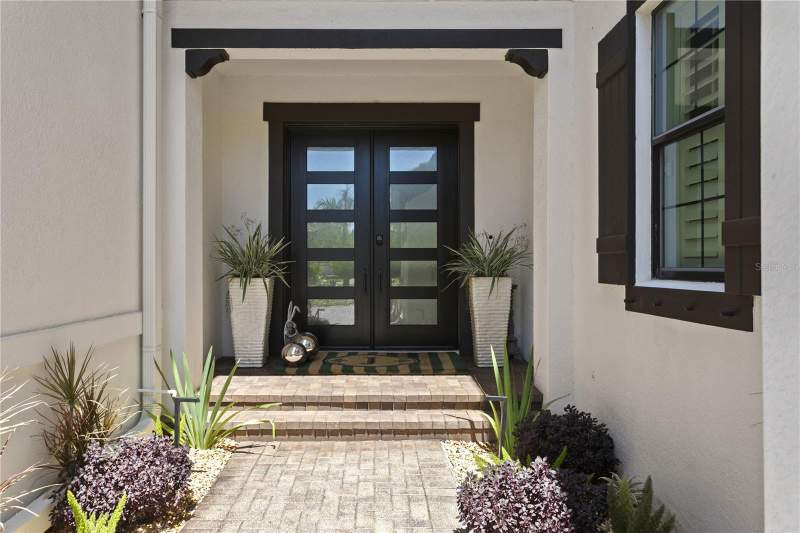 5 bedroom Single Family Residence at 7865 Marsh Pointe Drive, Marsh Pointe, Tampa — photo 3