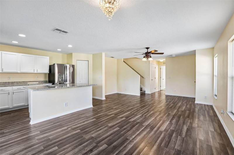 4 bedroom Townhouse at 2520 Colony Reed Lane, Sunset Pointe Twnhms, Clearwater — photo 3