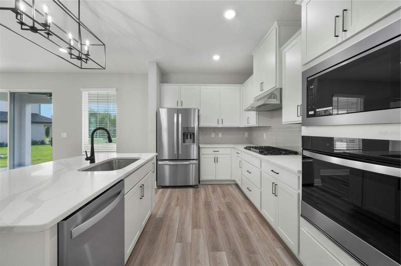 4 bedroom Single Family Residence at 7883 Somersworth Drive, Reunion Village Phase 4, Kissimmee — photo 2