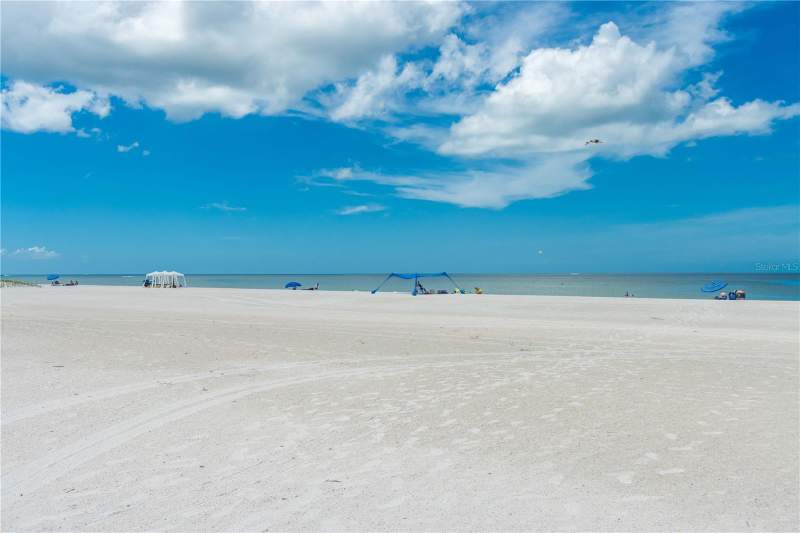 2 bedroom Condominium at 11605 Gulf Boulevard #503, Crystal Palms Bch Resort At Treasure Island Condo, Treasure Island — photo 2