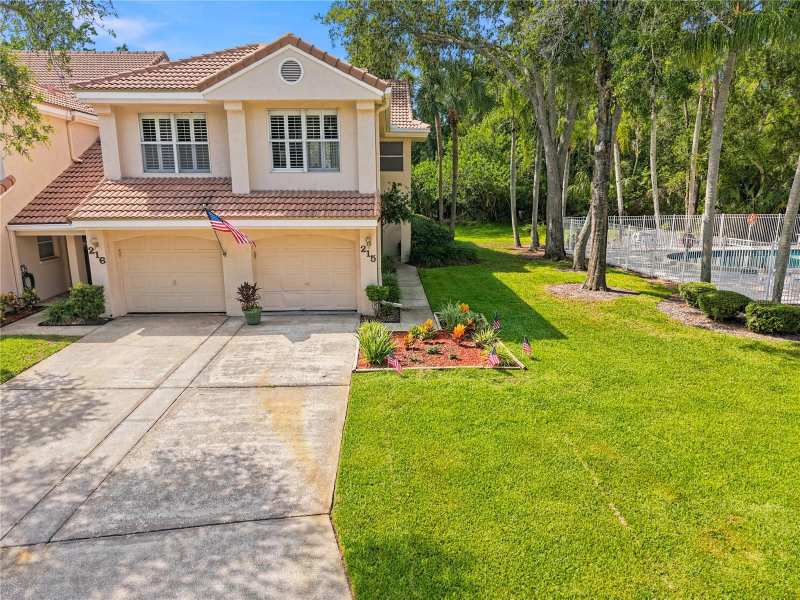 2 bedroom Condominium at 215 Clays Trail, Heatherwood Unit One Condo, Oldsmar — photo 1
