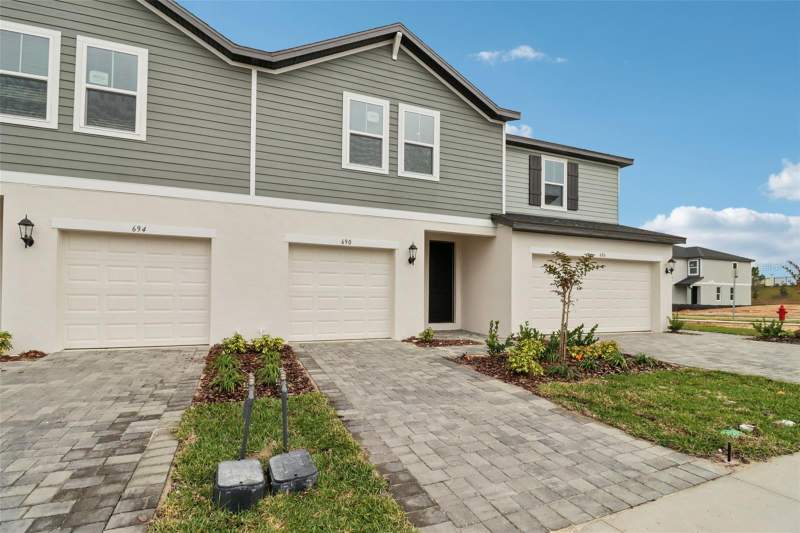 2 bedroom Townhouse at 690 Muhly Way, The Reserve At Hammock Oaks, Lady Lake — photo 2