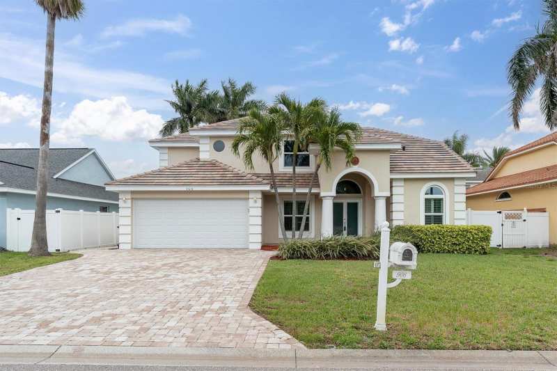 3 bedroom Single Family Residence at 906 Landmark Circle, Tierra Verde Landmark, Tierra Verde — photo 1