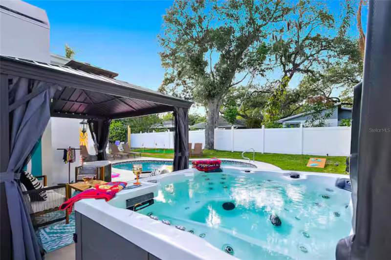 4 bedroom Single Family Residence at 2240 Riverside Drive, Willowbrook, Clearwater — photo 2