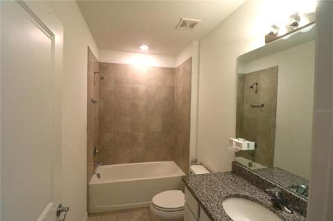 4006 Capri Coast Drive, Plant City FL - photo 18 of 37