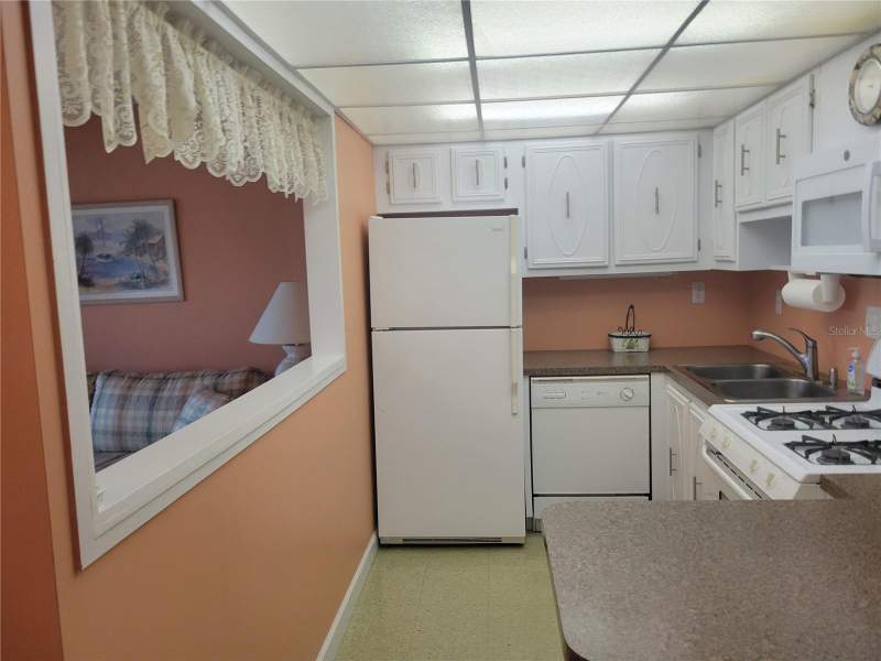 1 bedroom Condominium at 9950 62nd Terrace #417, Long Bayou, St Petersburg — photo 4