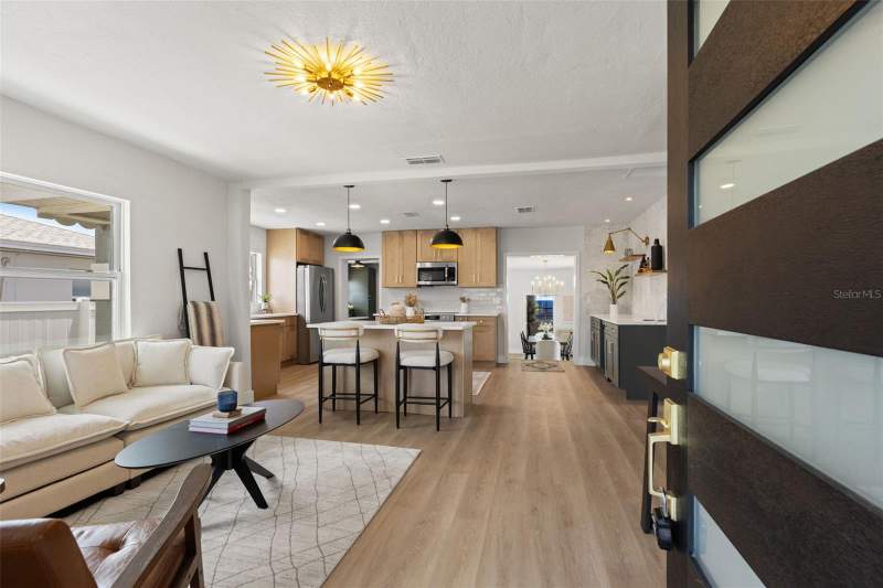 3 bedroom Single Family Residence at 2522 W Lemon Street, West Pines Rev Map, Tampa — photo 2