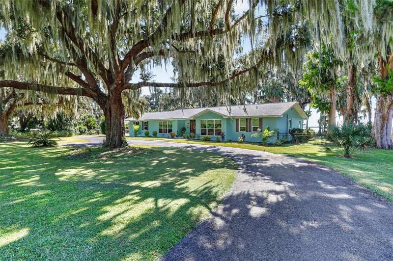 3 bedroom Single Family Residence at 3010 Indian Trail, Westgate, Eustis — photo 1