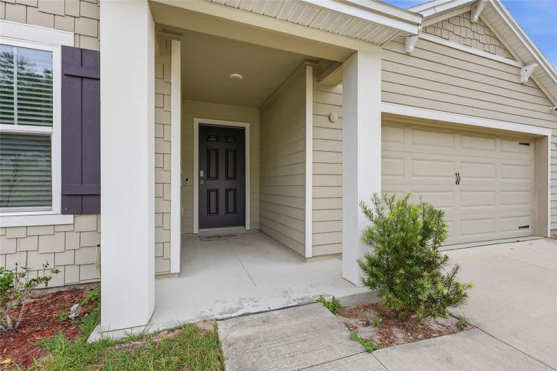 3 bedroom Single Family Residence at 19142 NW 164th Road, Oak Ridge At High Spgs Ph IV Pb 37 Pg 73, High Springs — photo 4