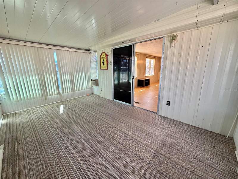 2 bedroom Mobile Home at 353 Palo Verde Drive, Hawthorne At Leesburg A Coop, Leesburg — photo 5