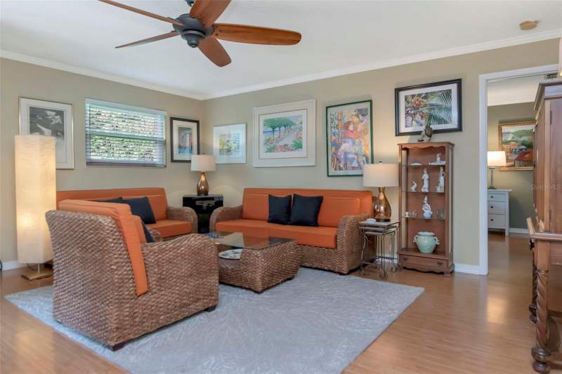 2 bedroom Condominium at 484 Santa Cruz Place #H, Plaza Villas One Condo, St Petersburg — photo 2