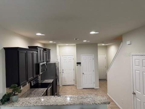 8723 Turnstone Haven Place, Tampa FL - photo 6 of 6