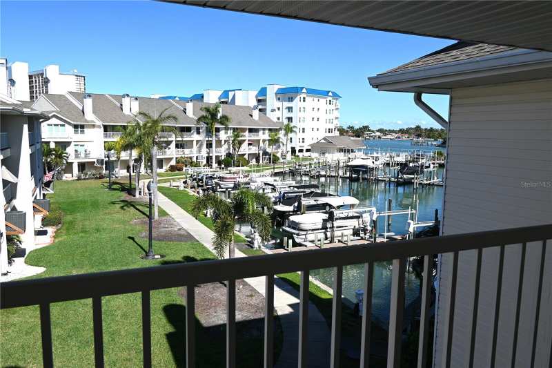 3 bedroom Townhouse at 9215 Captiva Circle, Captiva Cay Twnhms, St Pete Beach — photo 1
