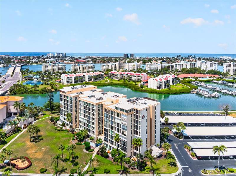 2 bedroom Condominium at 7400 Sun Island Drive #203, Bay Island Group 1, South Pasadena — photo 2